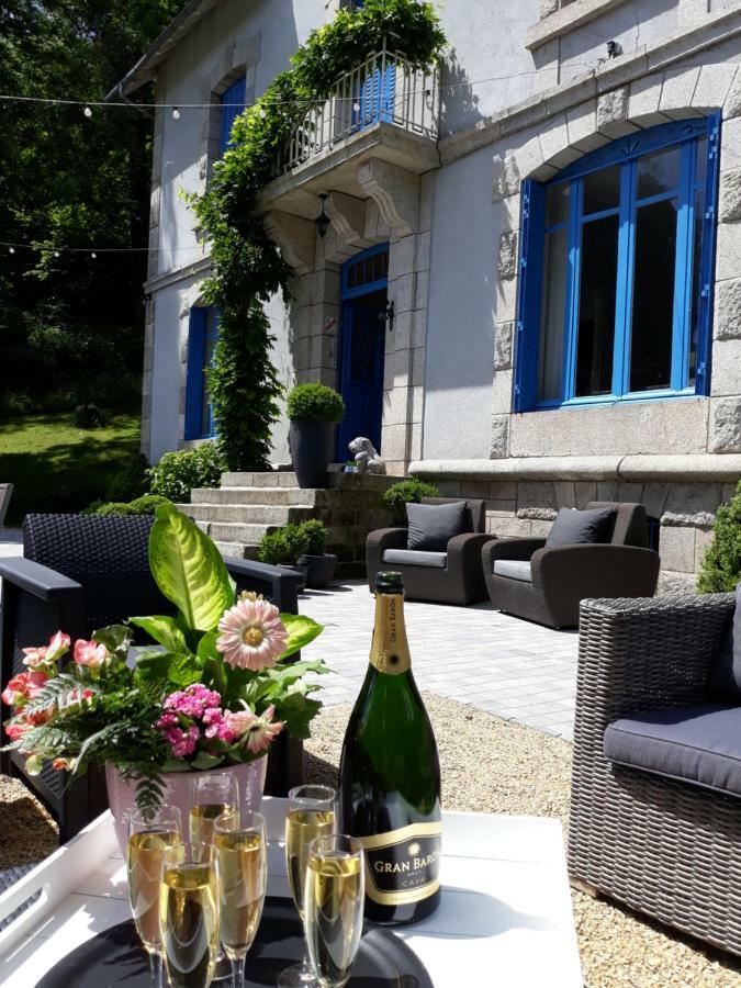 Le Parc Des 4 Saisons Bed & Breakfast Correze Bagian luar foto